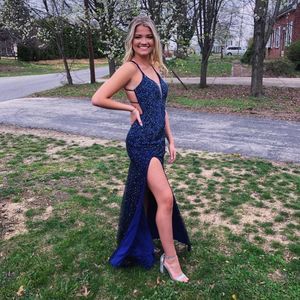 Meet your Posher, Skylar